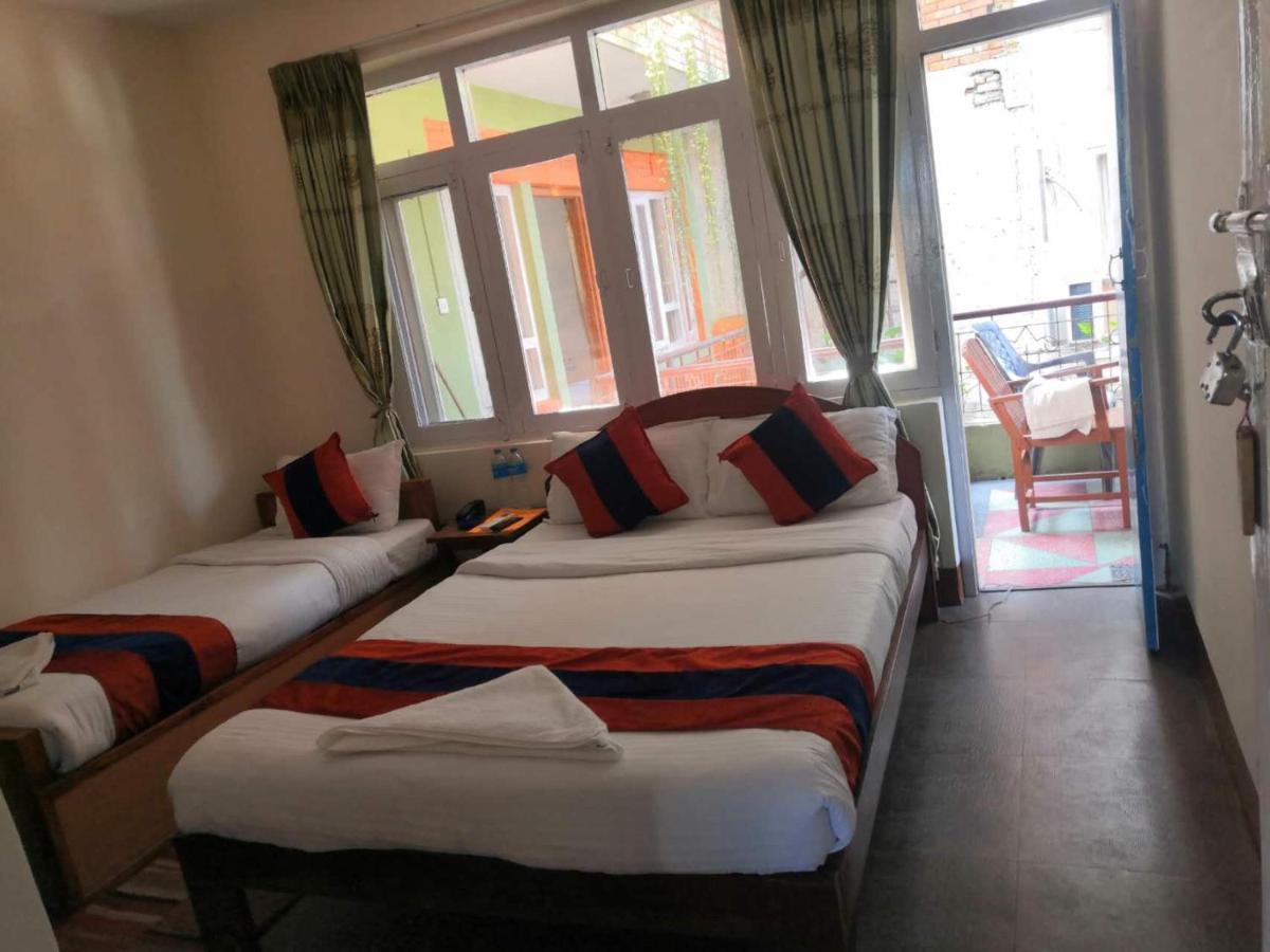 Hotel Backpackers Inn Kathmandu Exterior photo