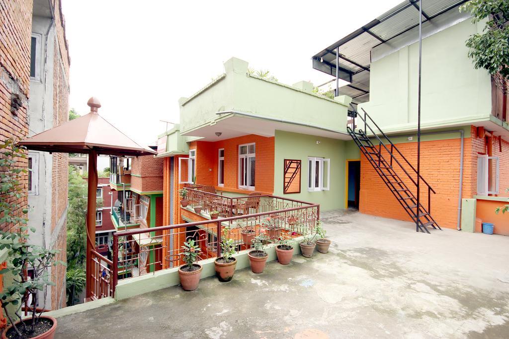 Hotel Backpackers Inn Kathmandu Exterior photo