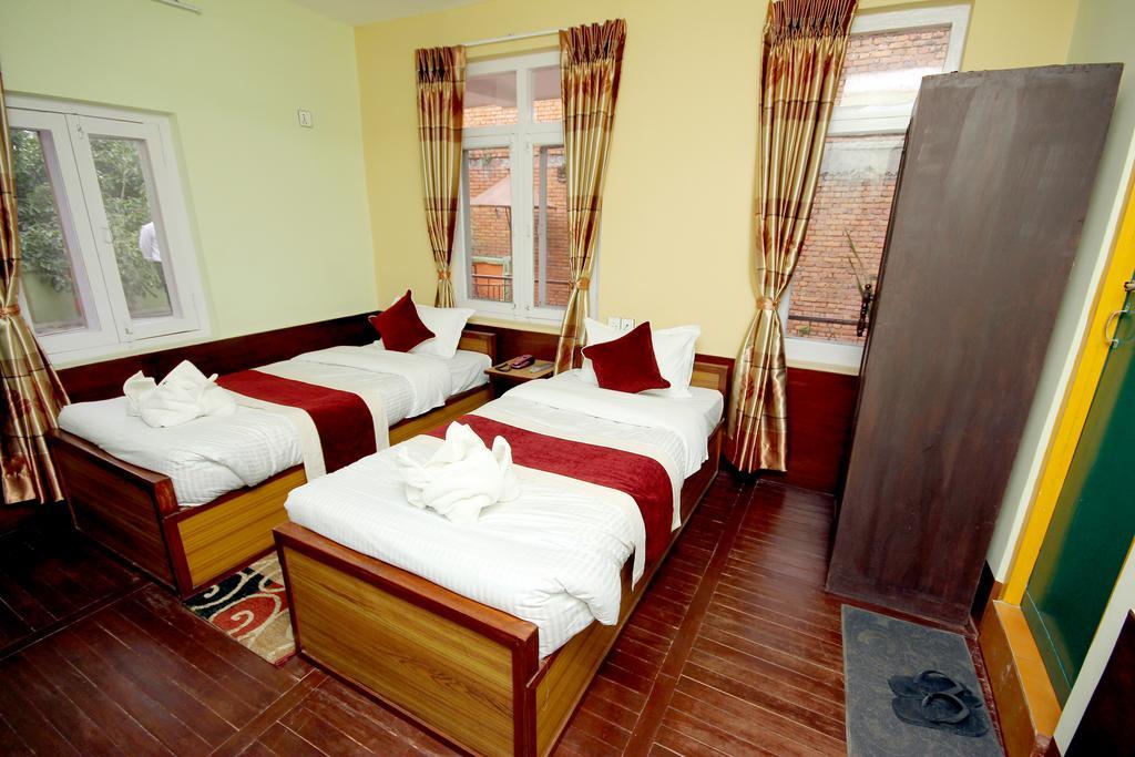 Hotel Backpackers Inn Kathmandu Exterior photo