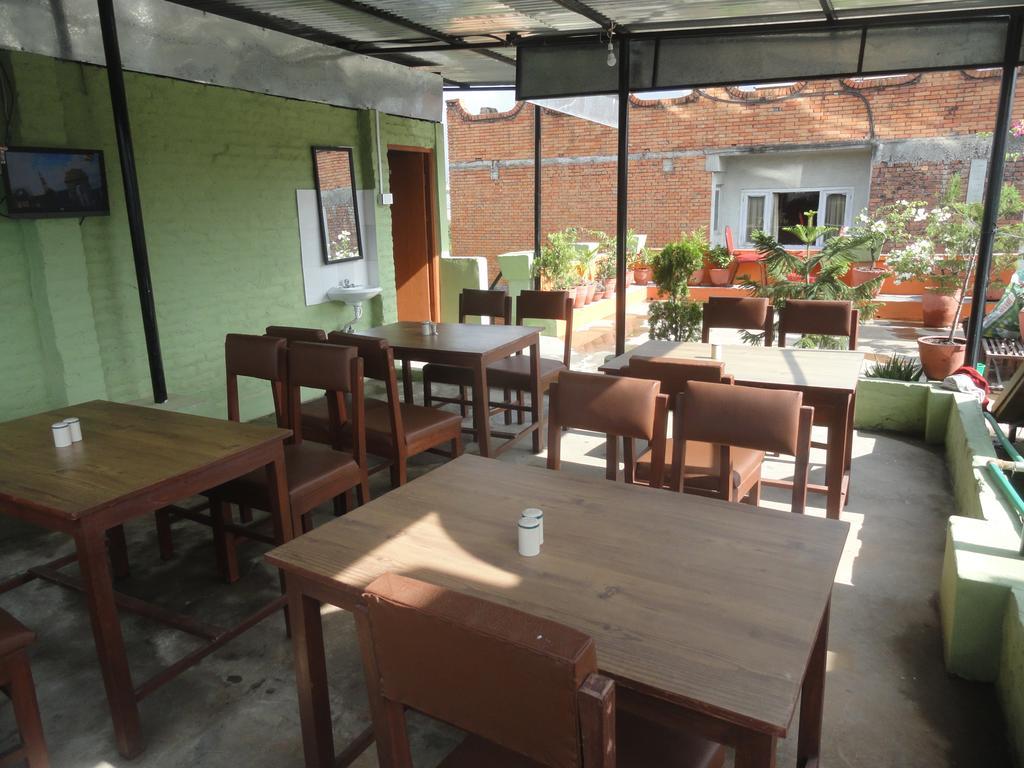 Hotel Backpackers Inn Kathmandu Exterior photo