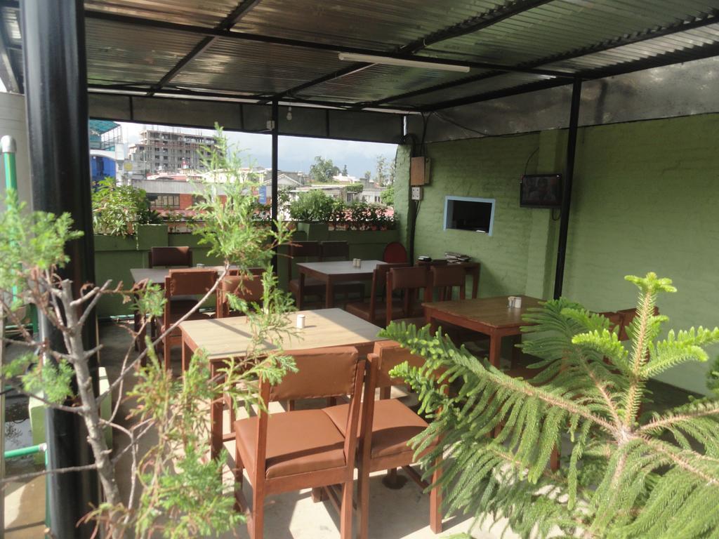 Hotel Backpackers Inn Kathmandu Exterior photo