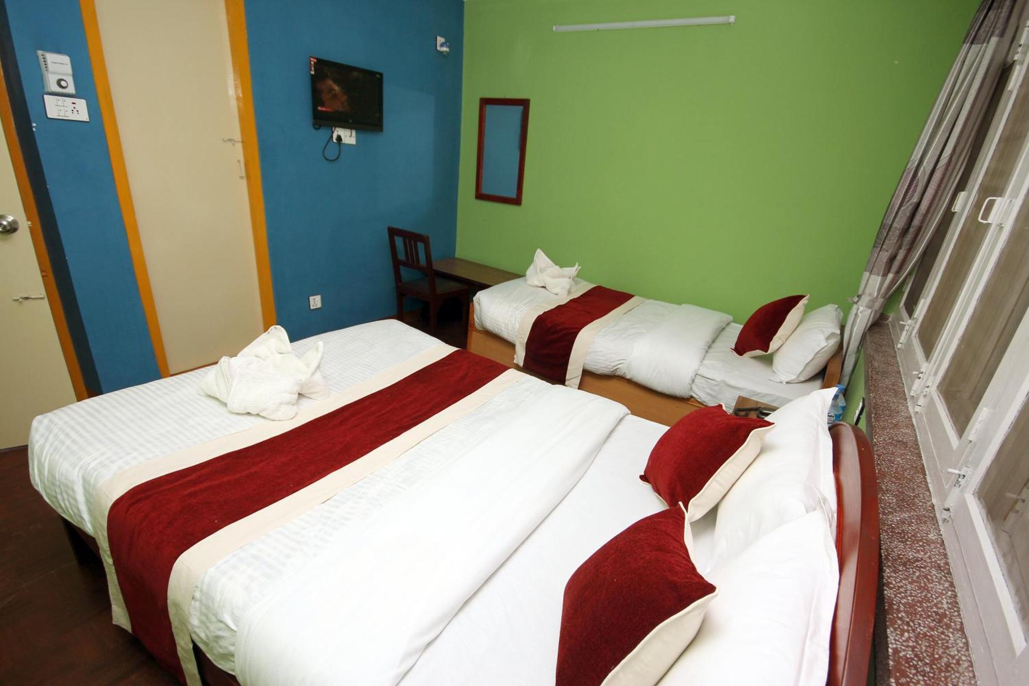 Hotel Backpackers Inn Kathmandu Room photo